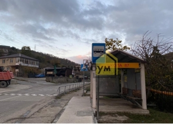 Продается коммерческое помещение в п.Лоо