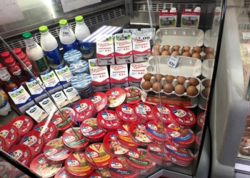 угловая холодильная витрина