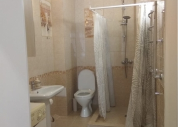 1-к квартира, 48 м2, 1/2 эт.