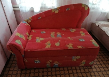 Продаю диван детский