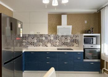 3-к квартира, 110 м2, 2/10 эт.