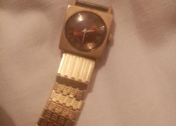 Продам наручные часы, механические. ссср