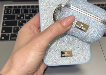 Чехлы для AirPods