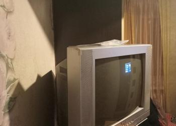 Цветной телевизор полностью в рабочем состоянии