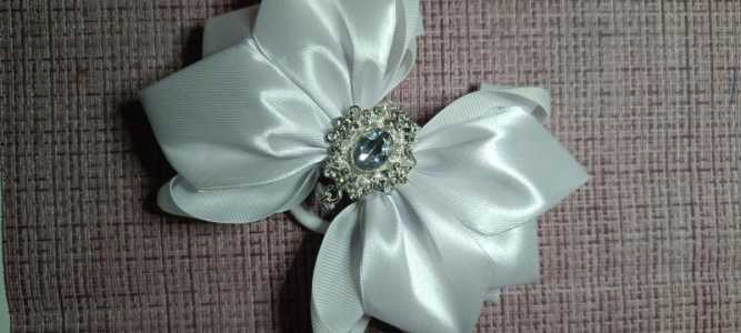 Бант для волос