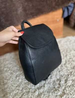 Рюкзак черный