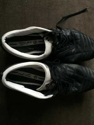 Ретро бутсы