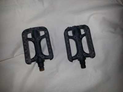 Педали велосипедные