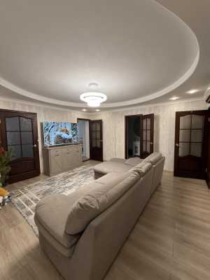 4-к квартира, 128 м2, 4/7 эт.