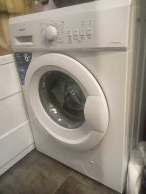 Стиральная машинка DEXP