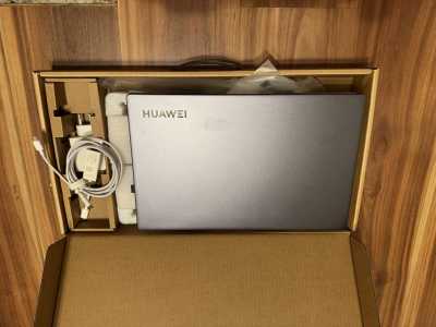    Huawei MateBook B3-520