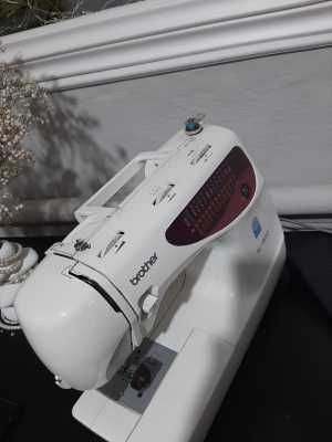 ШВЕЙНАЯ МАШИНА