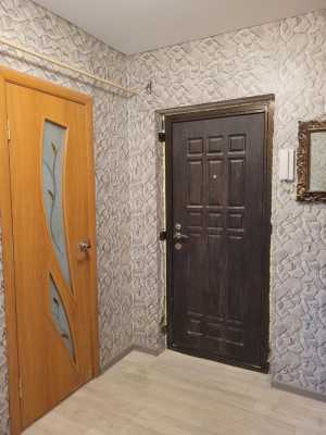 1-к квартира, 35 м2, 1/10 эт.