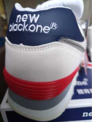 Кроссовки Naik