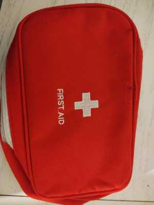 Аптечка автомобильная