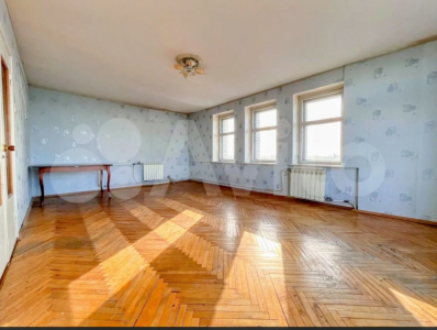 Трехэтажная 4-к квартира, 153 м2, 16/18 эт. с потрясающим видом