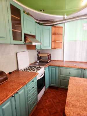 Продам 2-кв с ремонтом на Маяке