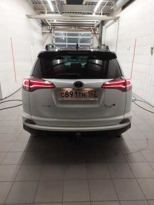 Toyota RAV4, 2018