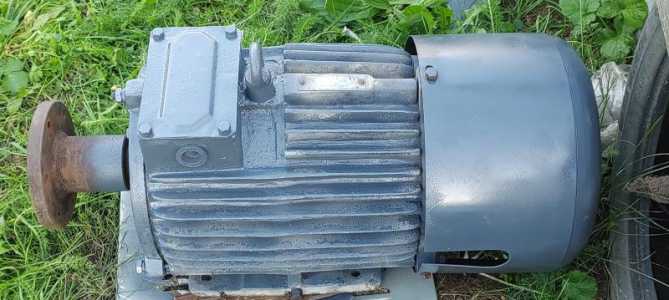 электродвигатель