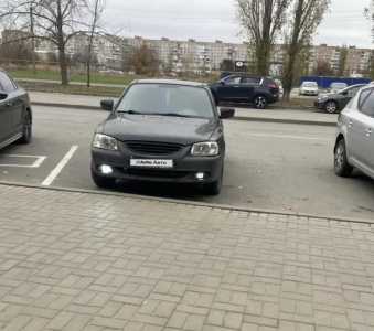 Hyundai Accent, 2004