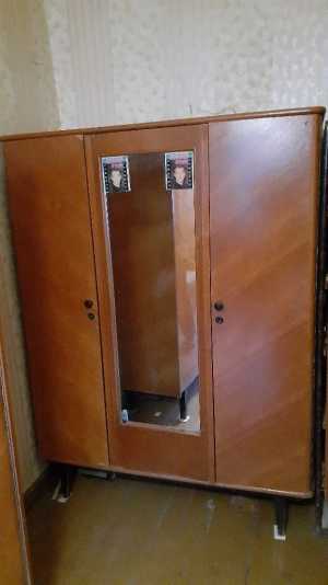 Продам шкафы