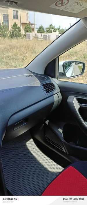 Volkswagen Polo, 2015