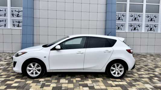 Mazda 3, 2011