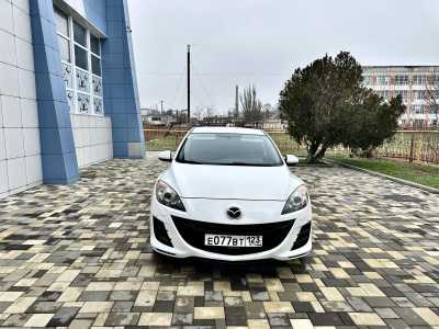 Mazda 3, 2011