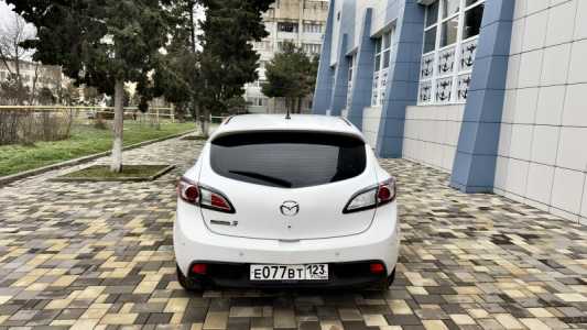 Mazda 3, 2011