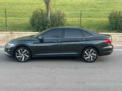 Volkswagen Jetta, 2021