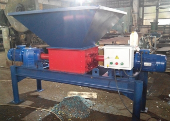 Шредер для пластика двухроторный РРМ-2/1