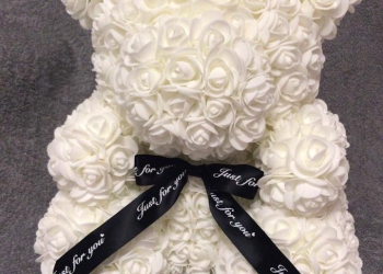 Мишка из роз