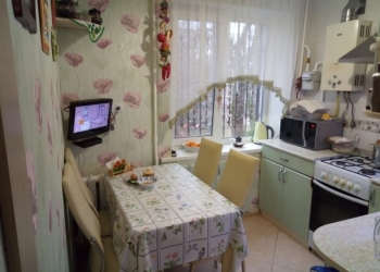 3-к квартира, 57 м2, 2/5 эт. 2320000
