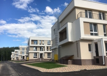 Таунхаус в сосновом бору в Москве