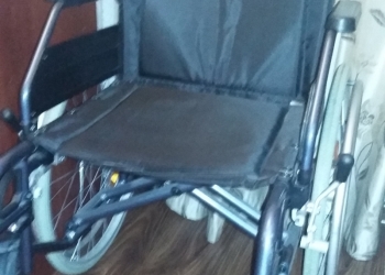 продам инвалидную коляску