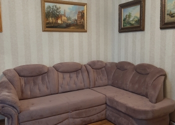 срочно продаю диван