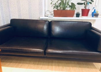 Диван
