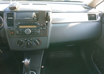 ���������� Nissan Tiida