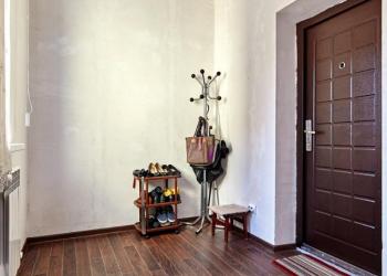 2-к квартира, 70 м2, 1/3 эт. хорошая цена