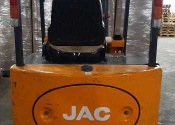JAC CPD15, вилочный погрузчик
