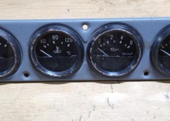 Панель приборов на УАЗ 469