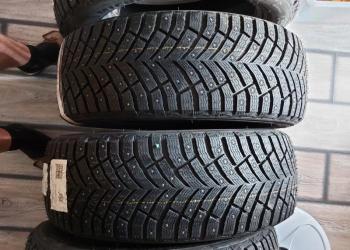 Michelin X-Ice North 4 215/55 R17 98T