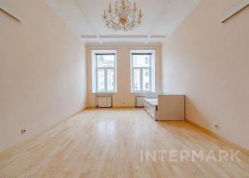 5-к квартира, 170 м2, 4/5 эт.