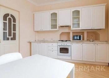 5-к квартира, 170 м2, 4/5 эт.