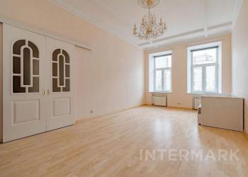 5-к квартира, 170 м2, 4/5 эт.