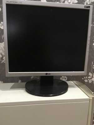 LCD монитор LG Flatron L1753S-SF 17"