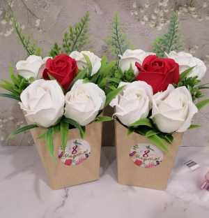 Букет из пенных роз