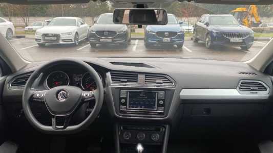 Volkswagen Tiguan, 2020