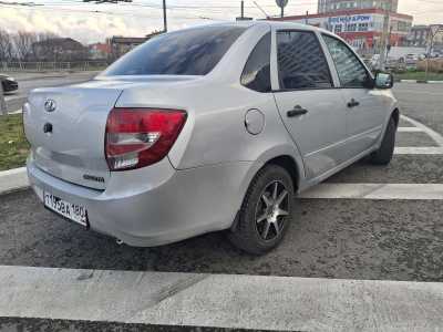 Продаётся авто Лада Гранта 2012г