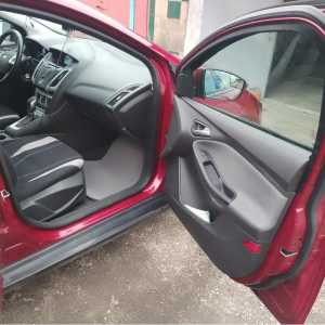 Ford Focus LX